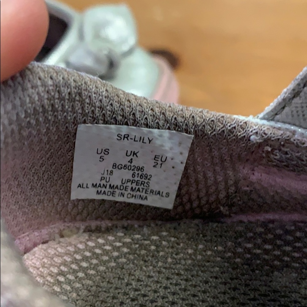Stride Rite size 5 - Picture 3 of 5